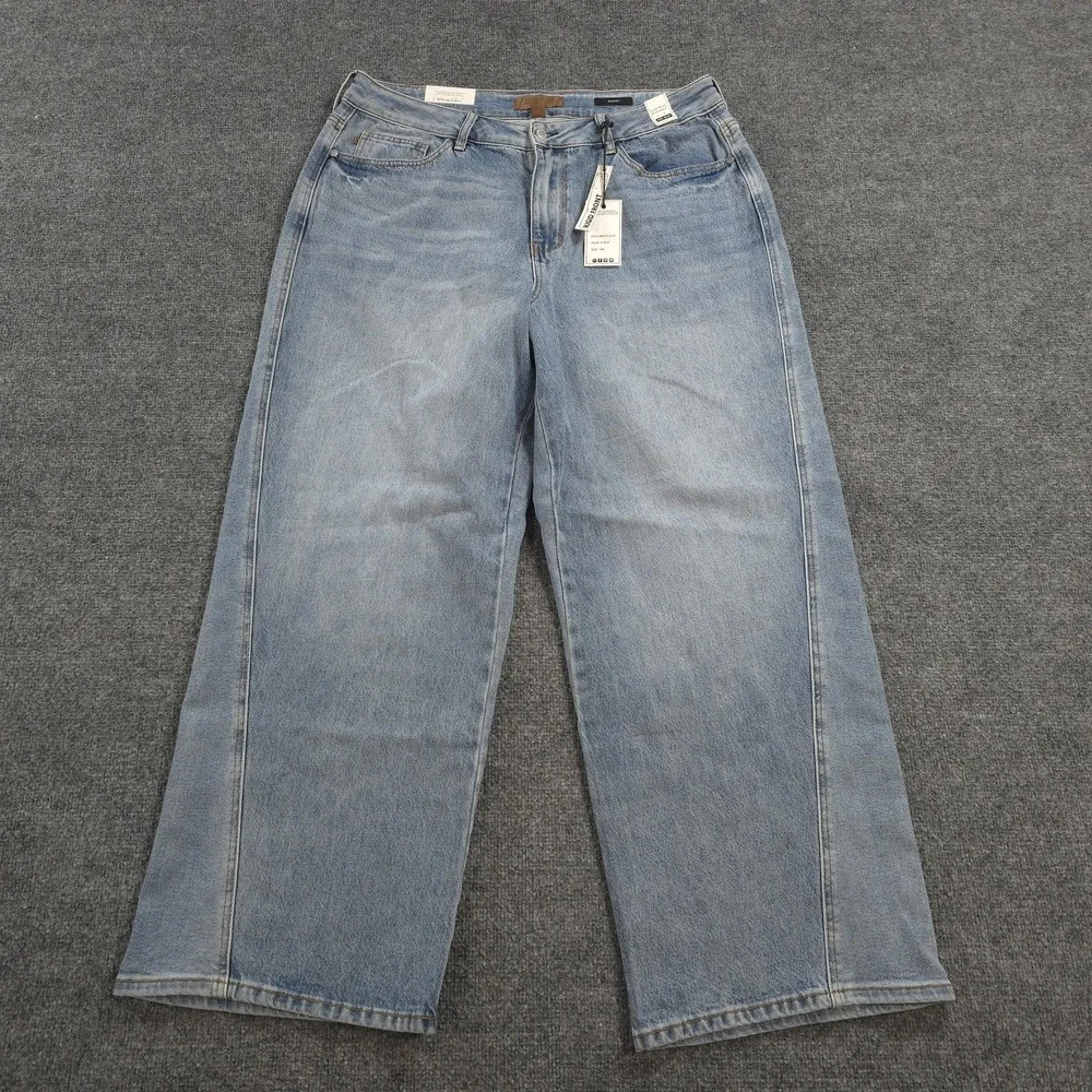 Judy Blue Jeans Womens 18W Light Wash High Rise Baggy Straight Stretch Denim NEW